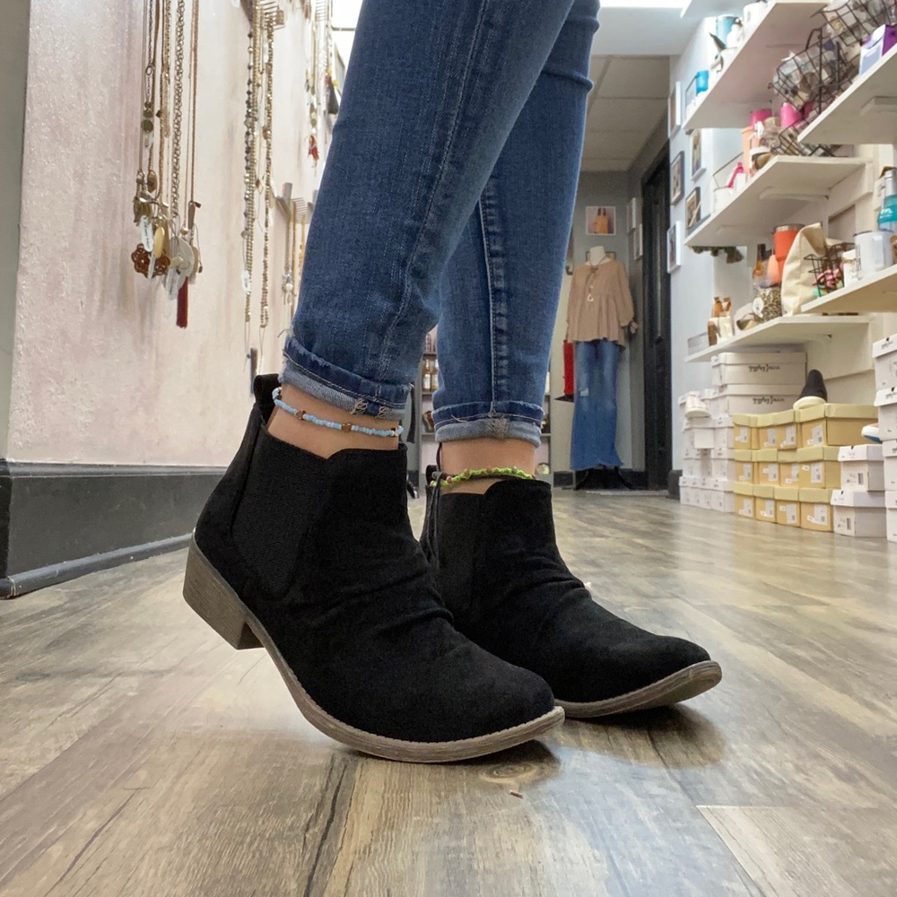 Black Very G booties